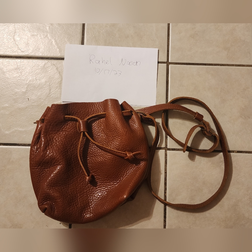 EUC Sedona Small Bucket Bag Portland Leather Goods